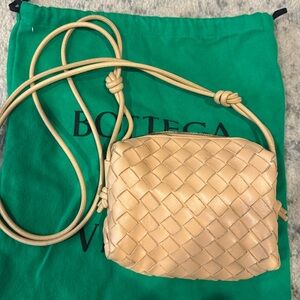 Bottega Veneta Mini Loop in Beige